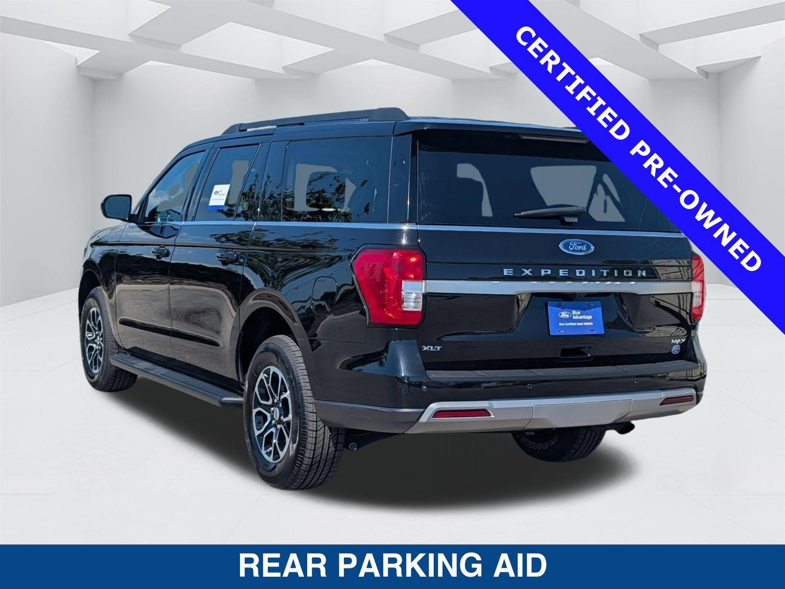 Certified 2024 Ford Expedition Max XLT image 2