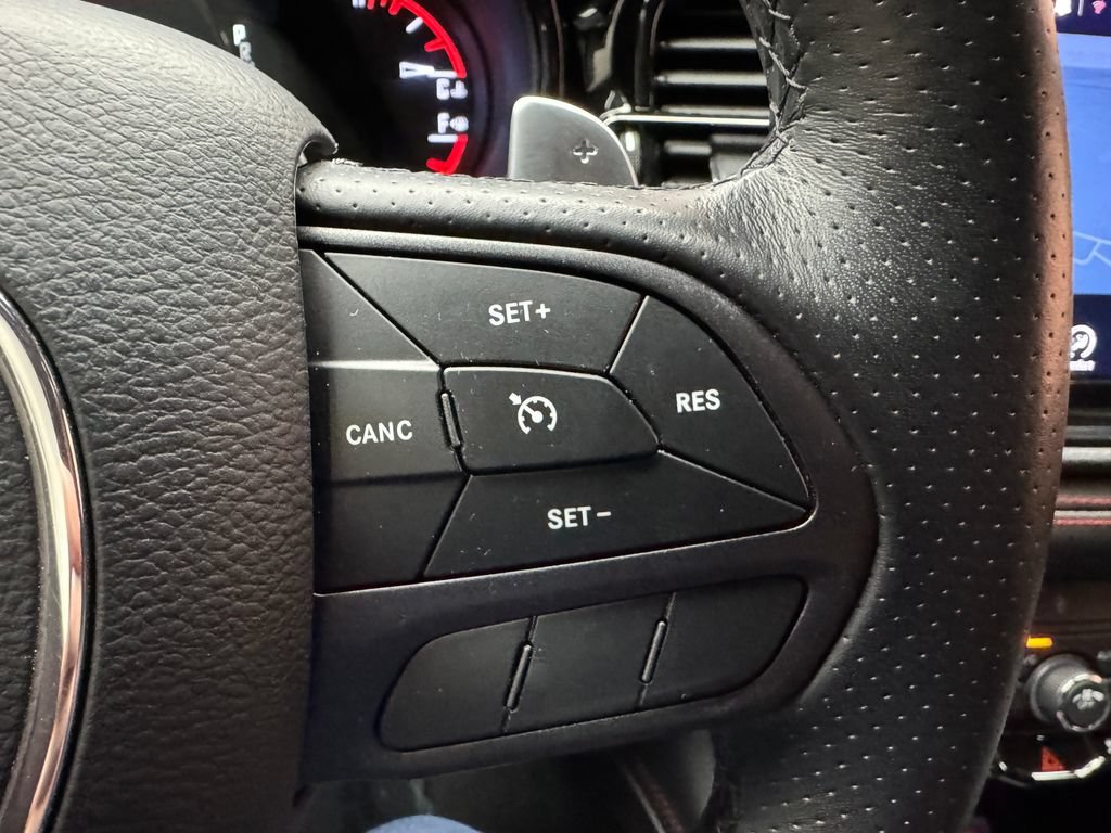 Used 2025 Dodge Durango GT w/ Trailer Tow Group IV AWD/4WD image 16