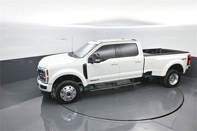 Certified 2025 Ford F450 Platinum image 19