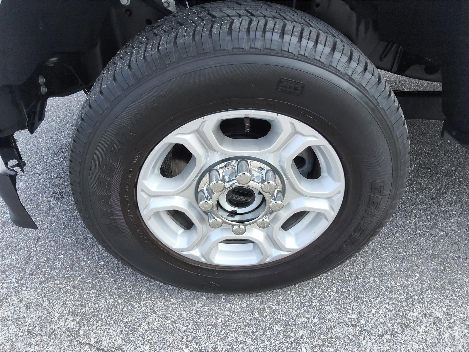 Certified 2026 Ford F250 XLT AWD/4WD image 9