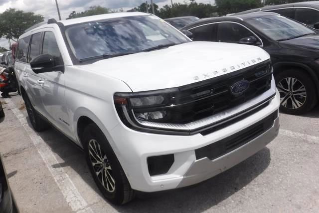 Certified 2025 Ford Expedition Max Platinum AWD/4WD image 8