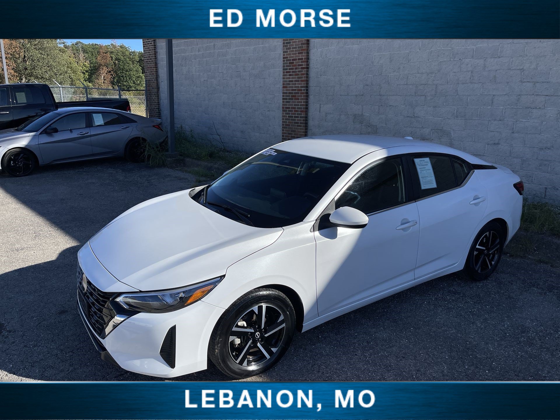 Used 2025 Nissan Sentra SV FWD image 19