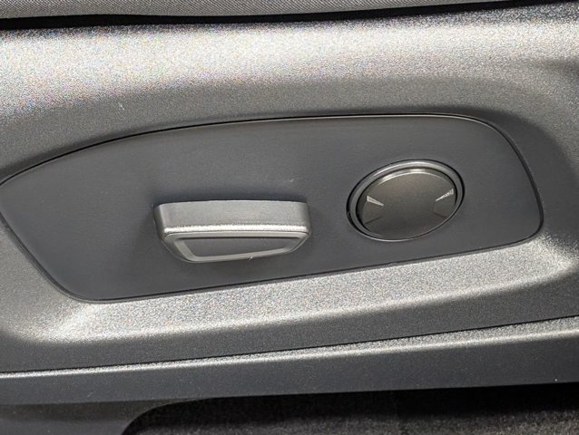 Certified 2026 Ford Explorer Active AWD/4WD image 11