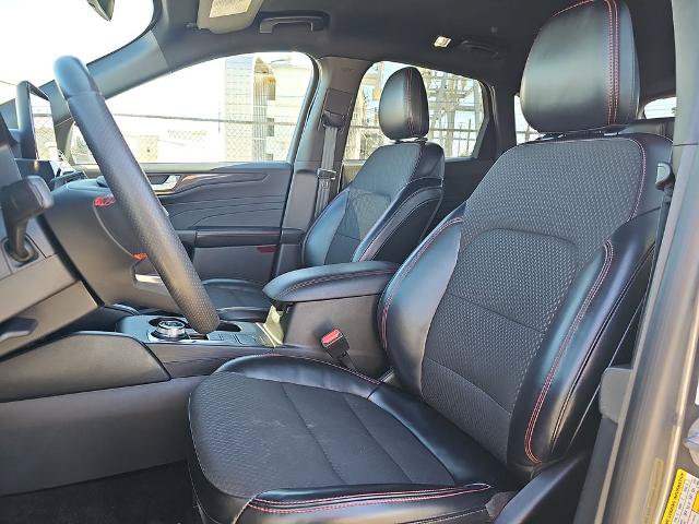 Certified 2024 Ford Escape ST-Line AWD/4WD image 15