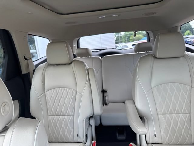 Used 2022 Buick Enclave Avenir w/ Avenir Technology Package AWD/4WD image 32