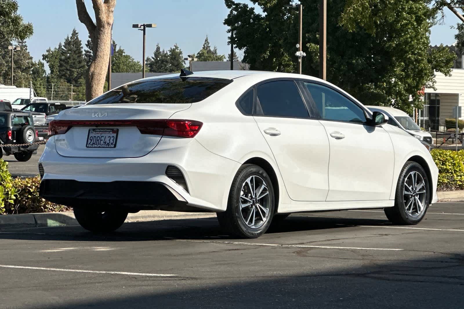 Used 2023 Kia Forte LXS FWD image 2