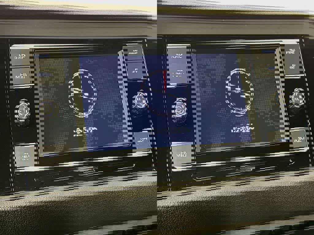 Used 2022 Volkswagen Jetta Sport image 19