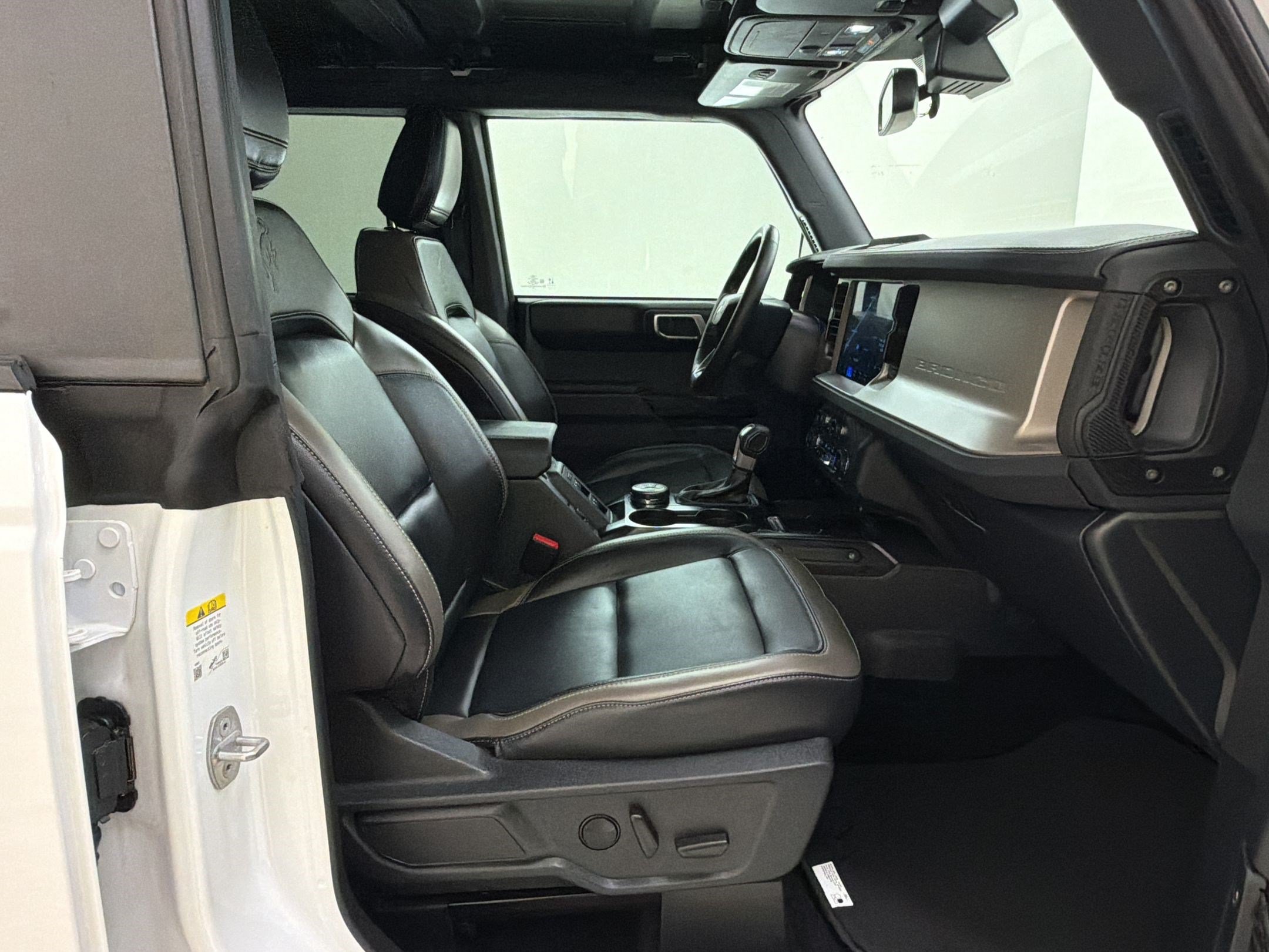 Certified 2025 Ford Bronco Outer Banks AWD/4WD image 26