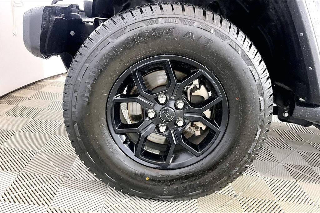 Used 2025 Jeep Wrangler Unlimited Sport AWD/4WD image 7