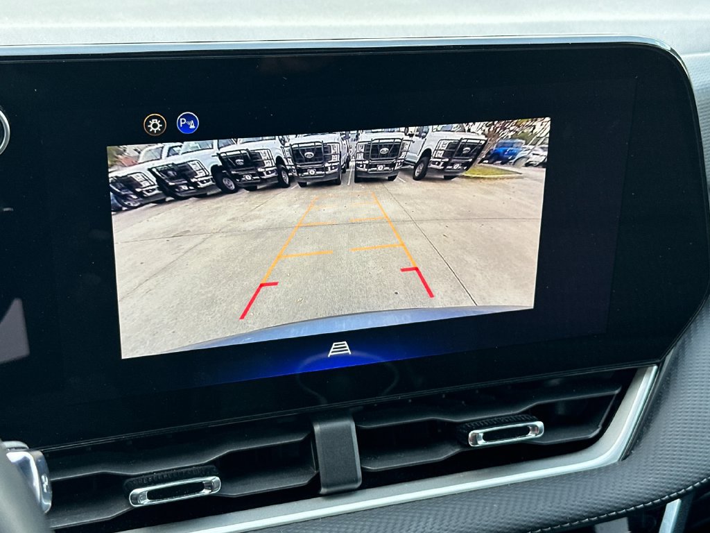 Used 2025 Chevrolet Equinox LT AWD/4WD image 19