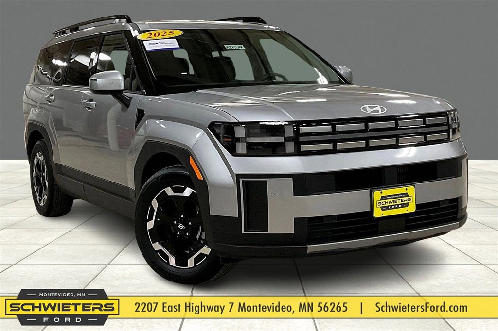 Used 2025 Hyundai Santa Fe SEL image 5