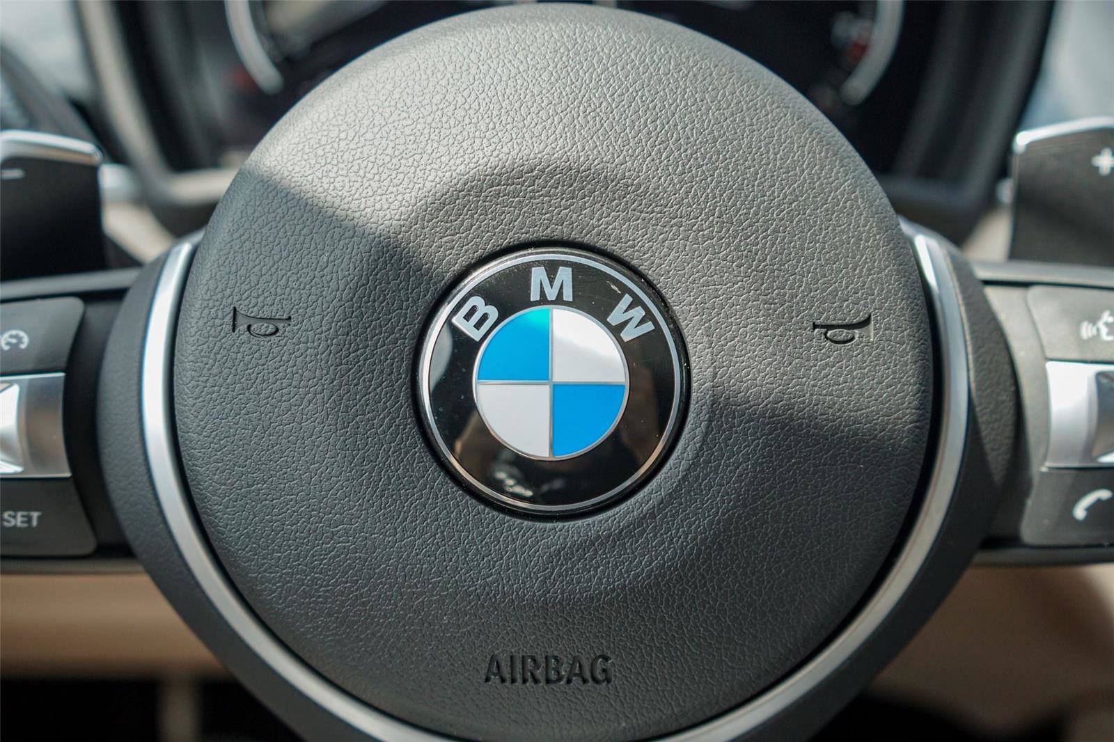 Used 2023 BMW X2 sDrive28i w/ M Sport Package FWD image 16