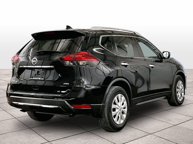 Used 2017 Nissan Rogue S w/ S Appearance Package AWD/4WD image 10