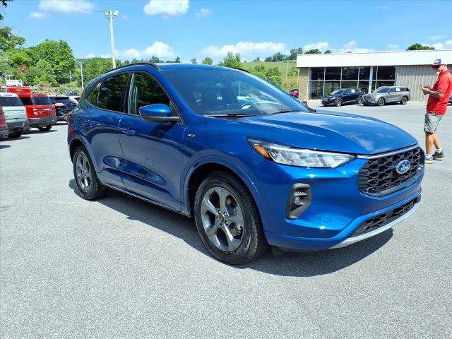 Certified 2023 Ford Escape ST-Line Select AWD/4WD image 6