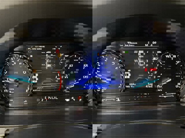 Certified 2022 Ford Explorer XLT w/ Equipment Group 202A image 7