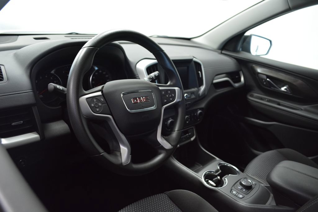 Used 2023 GMC Terrain SLE w/ Driver Convenience Package AWD/4WD image 10