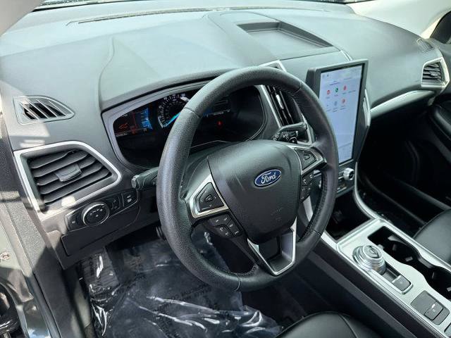 Certified 2022 Ford Edge SEL w/ Convenience Package AWD/4WD image 10