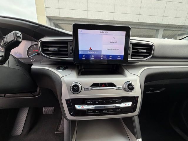 Certified 2021 Ford Explorer XLT w/ Equipment Group 202A image 14