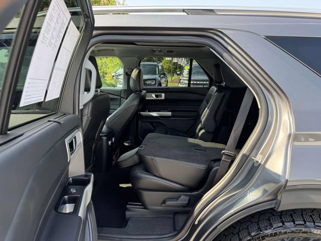 Certified 2022 Ford Explorer Limited w/ Equipment Group 301A AWD/4WD image 19