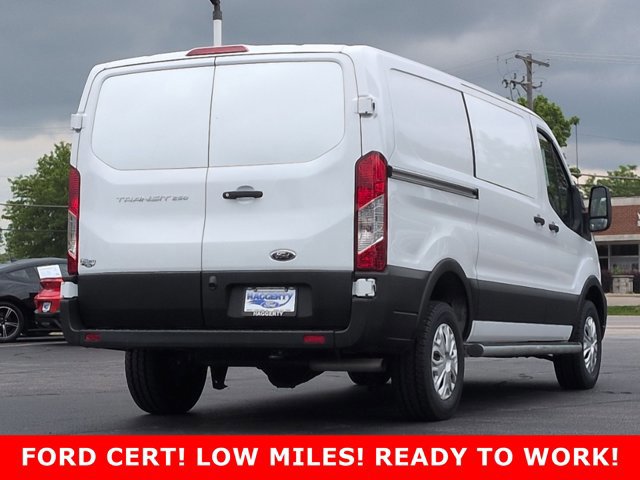 Certified 2025 Ford Transit 250 Low Roof w/ Exterior Upgrade Package RWD image 5