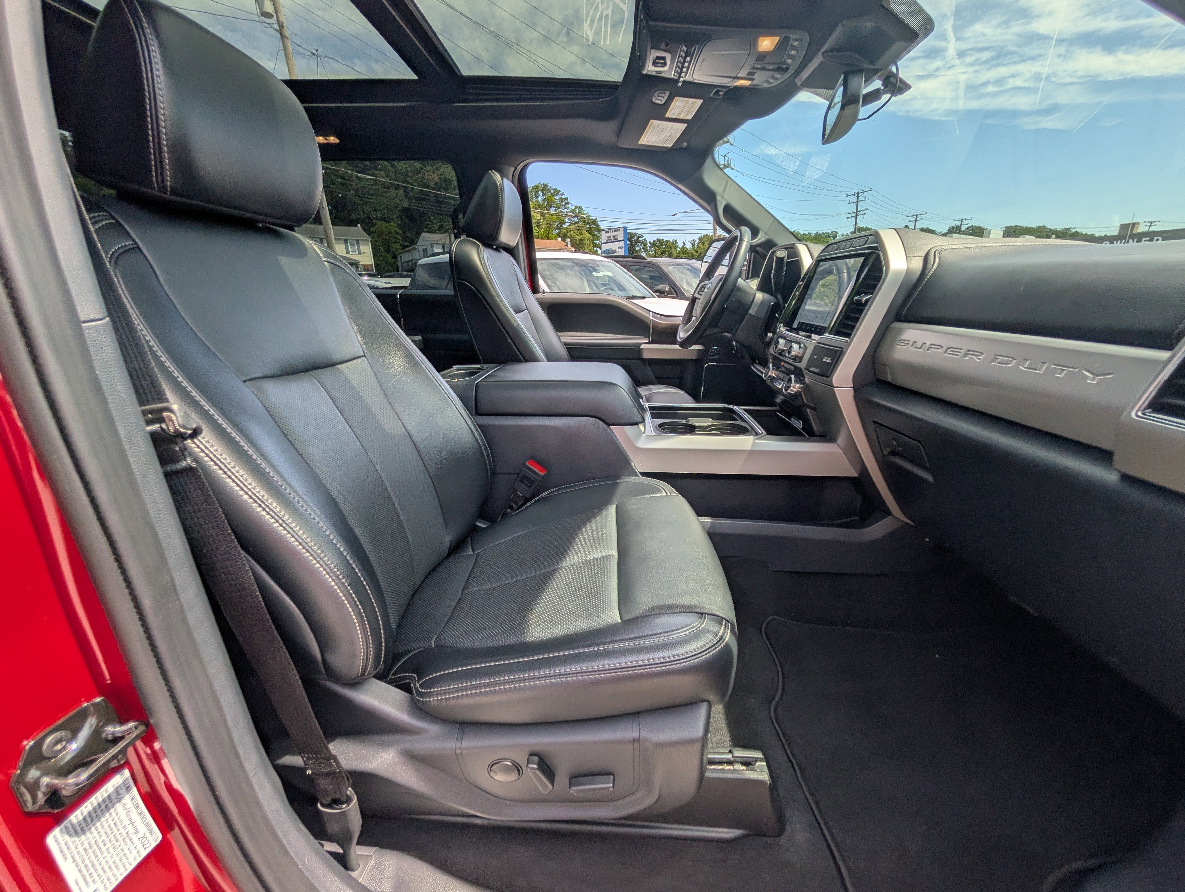 Certified 2022 Ford F350 Lariat w/ Lariat Ultimate Package AWD/4WD image 12