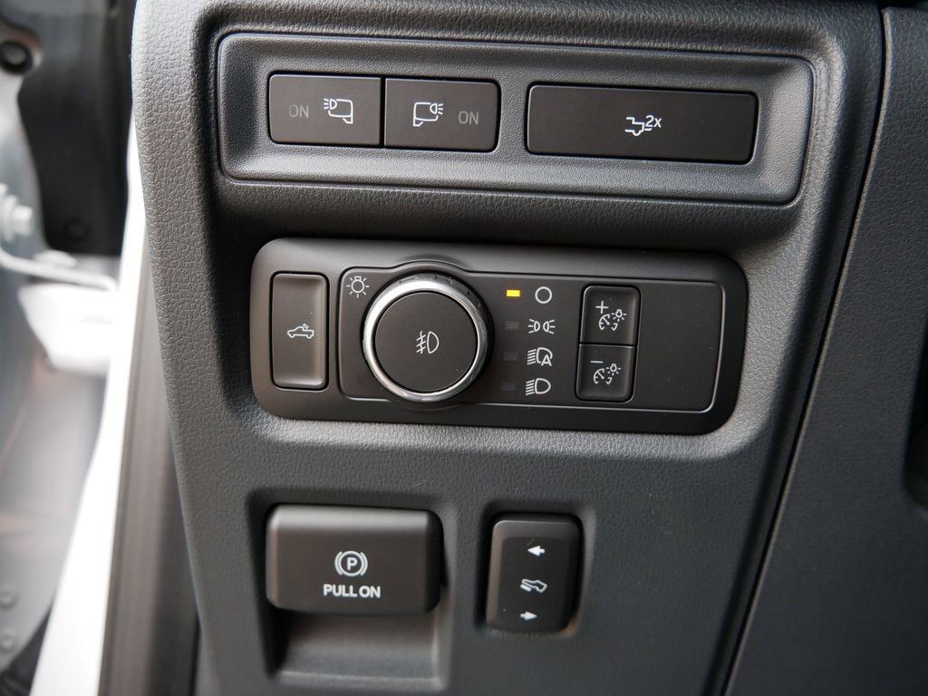 Certified 2022 Ford F150 XLT w/ Equipment Group 302A High image 18