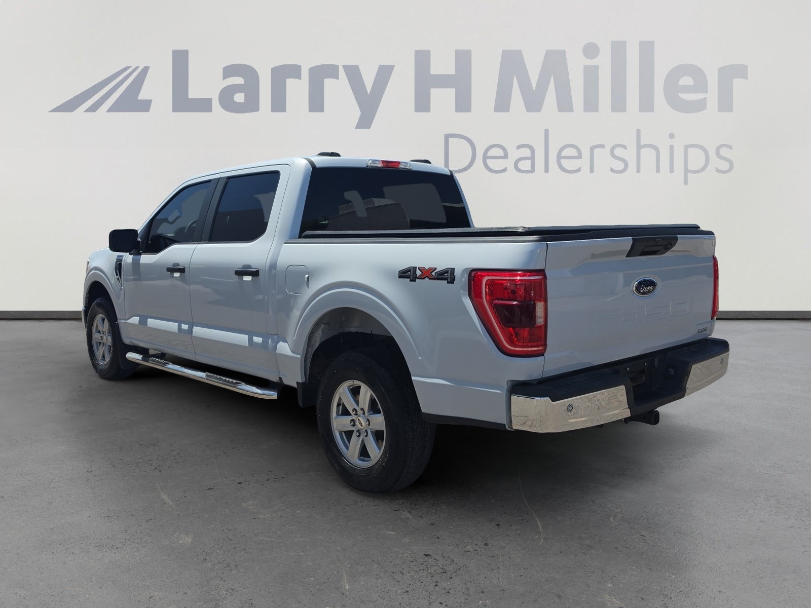 Certified 2022 Ford F150 XLT w/ Trailer Tow Package AWD/4WD image 3