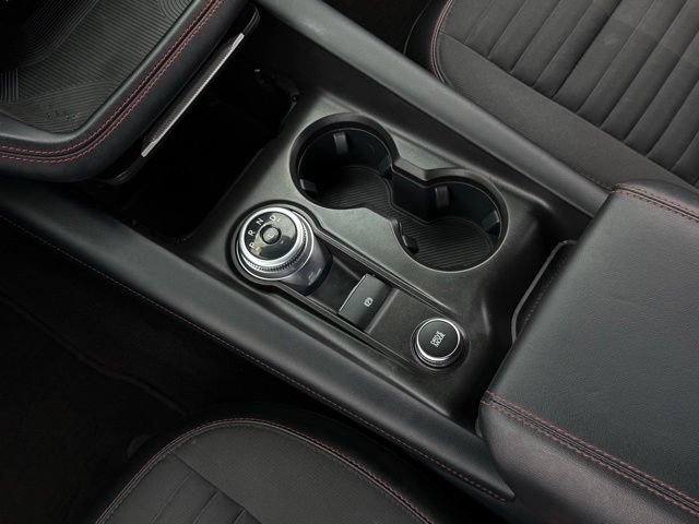 Certified 2025 Ford Explorer ST-Line AWD/4WD image 31
