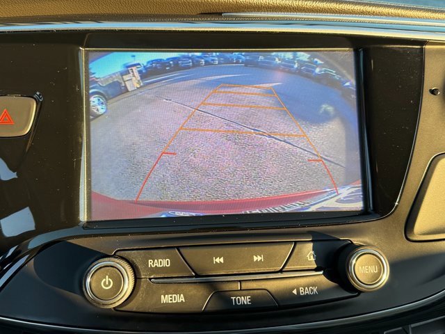 Used 2018 Buick Envision Essence image 27