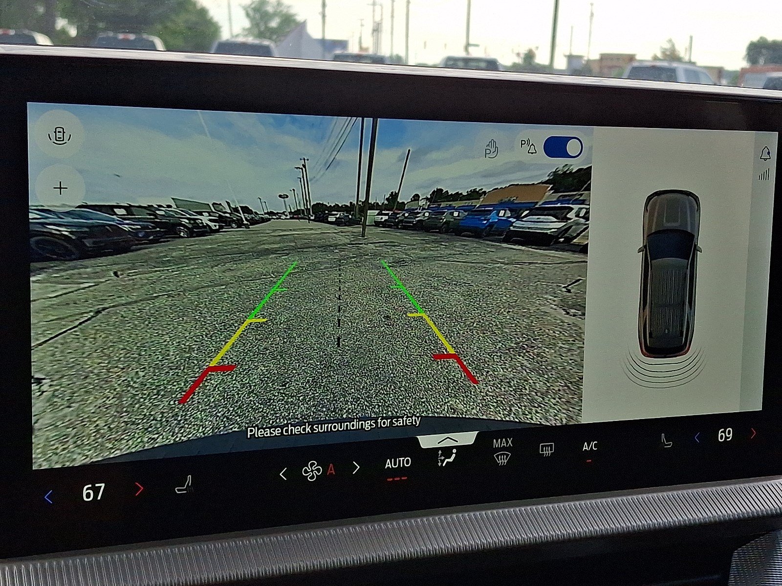 Certified 2025 Ford Explorer Active RWD image 16