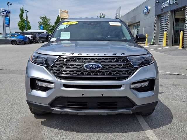 Certified 2022 Ford Explorer XLT w/ Equipment Group 202A AWD/4WD image 3