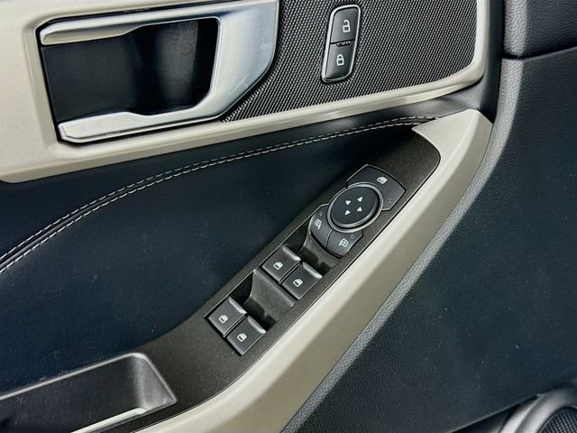 Certified 2022 Ford Explorer XLT w/ Equipment Group 202A image 17