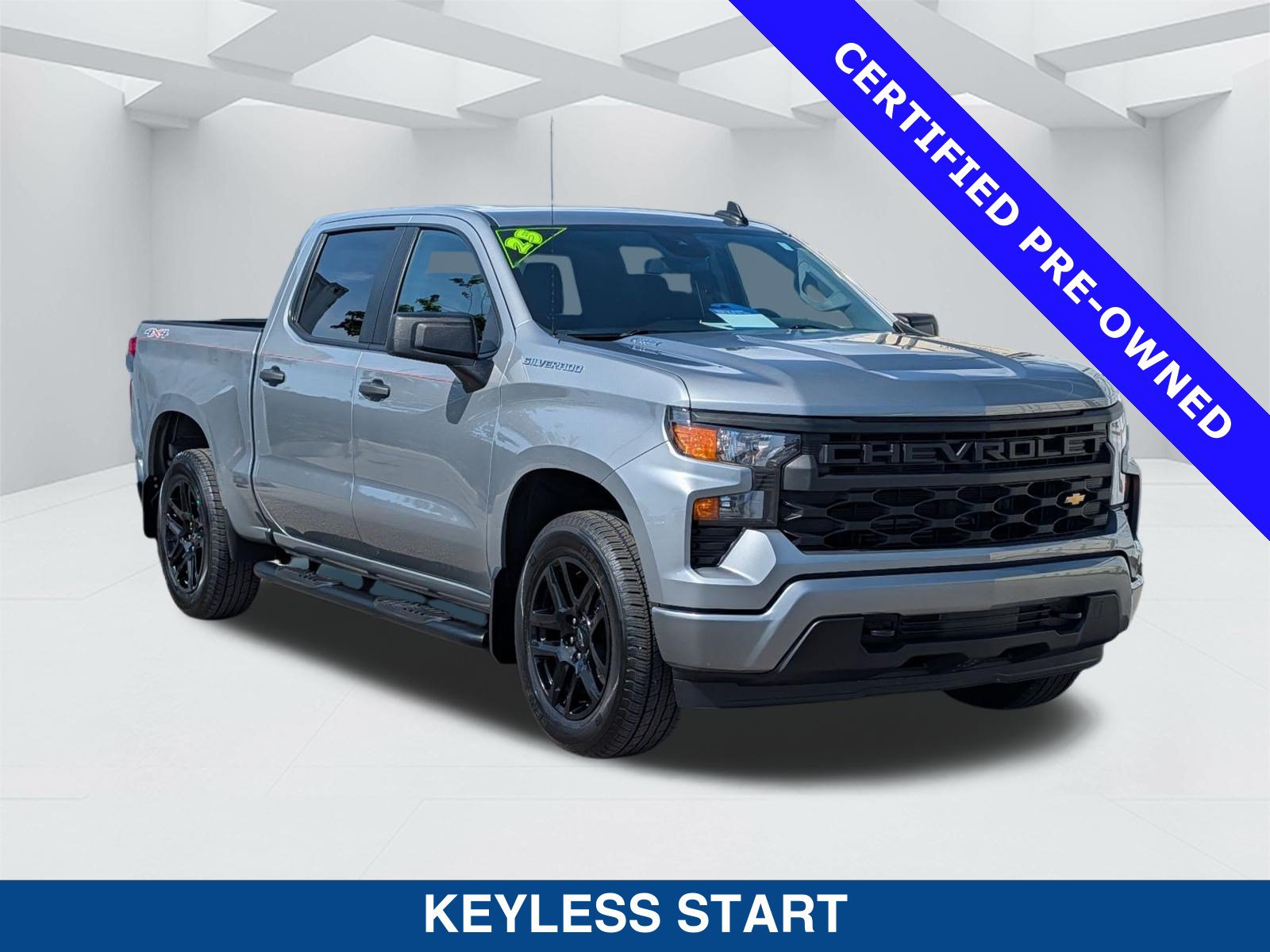 Used 2025 Chevrolet Silverado 1500 Custom AWD/4WD image 3