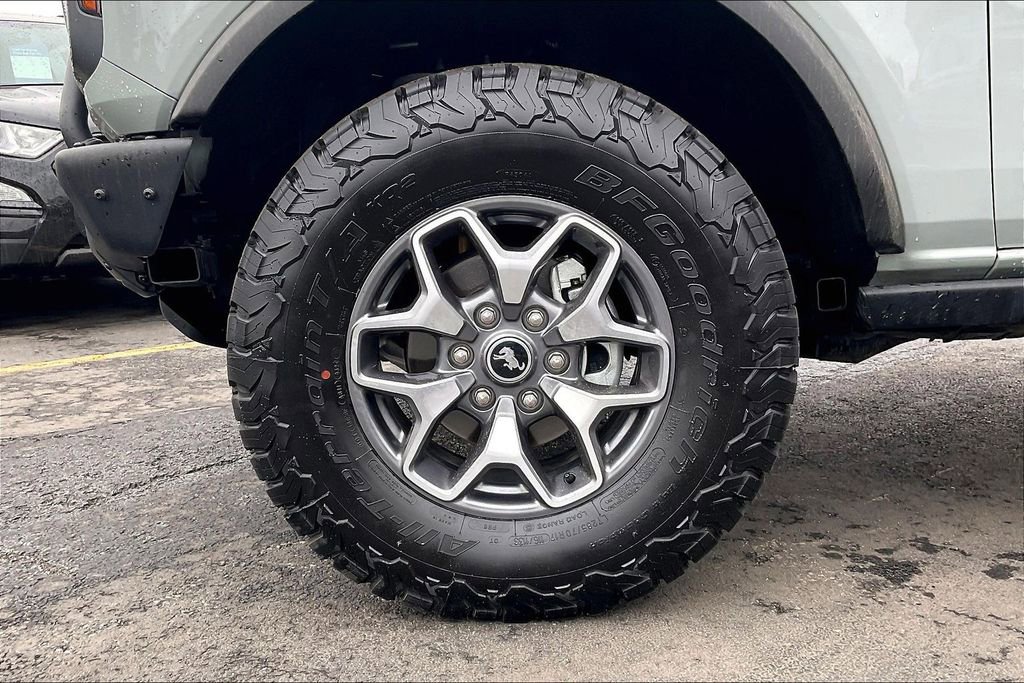 Certified 2024 Ford Bronco Badlands image 8