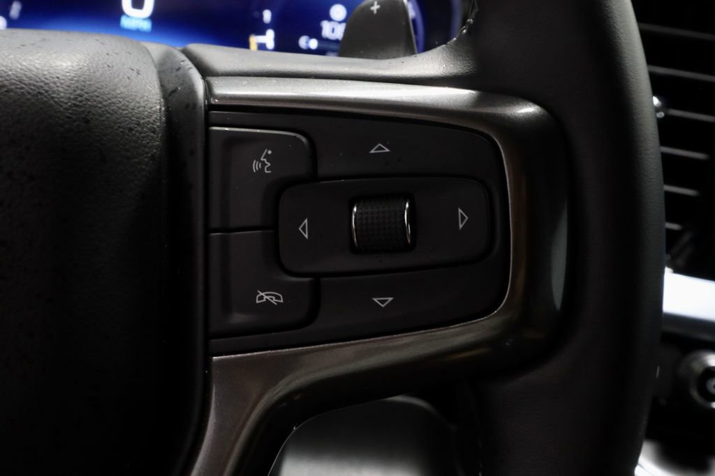 Used 2023 Chevrolet Silverado 1500 High Country w/ High Country Premium Package AWD/4WD image 27