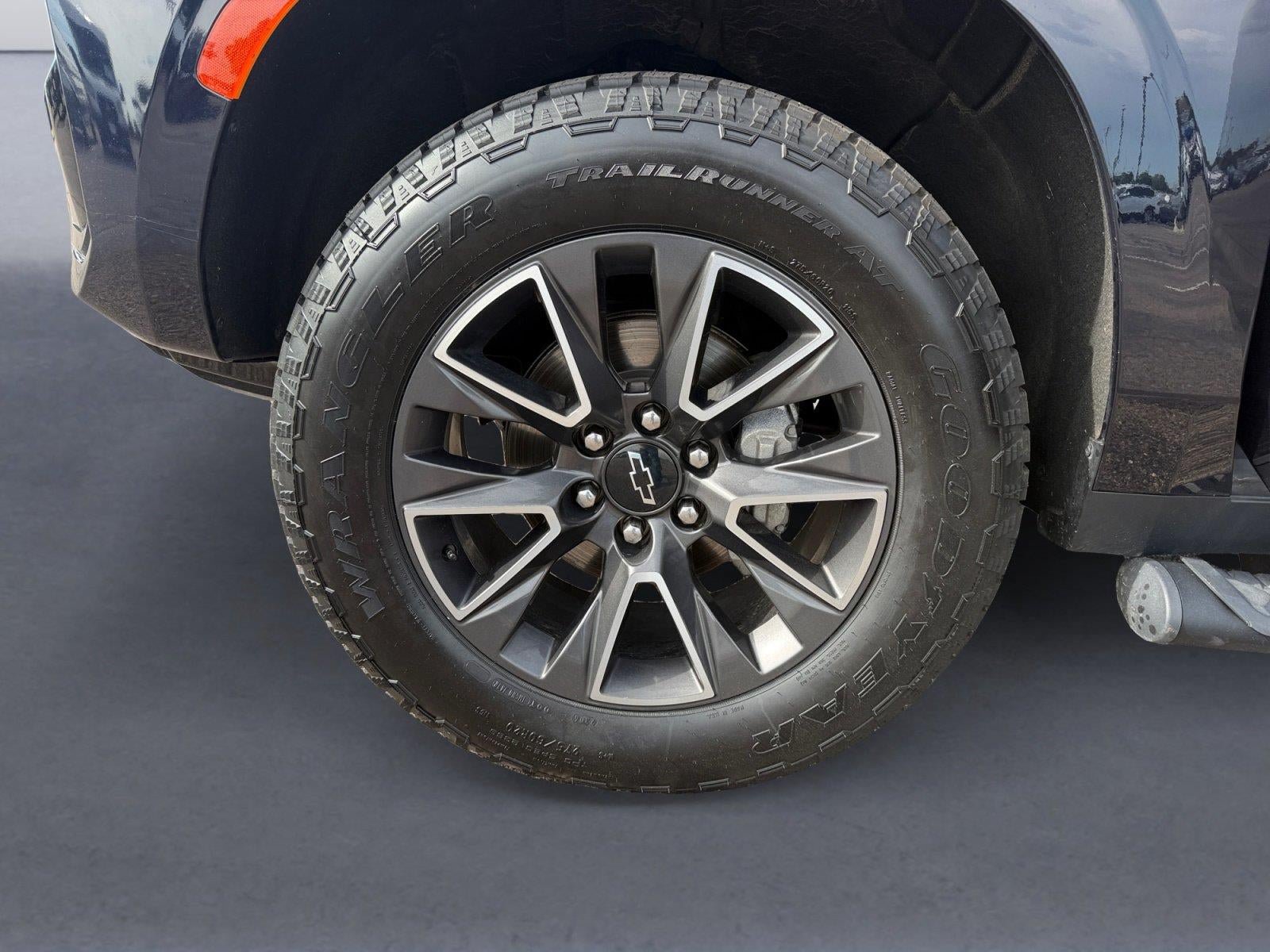 Used 2023 Chevrolet Tahoe Z71 AWD/4WD image 14