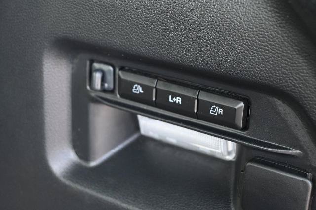 Certified 2025 Ford Explorer ST AWD/4WD image 13