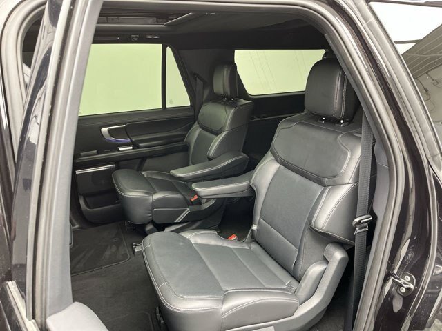 Certified 2025 Ford Expedition Max Platinum w/ Stealth Appearance Package AWD/4WD image 14