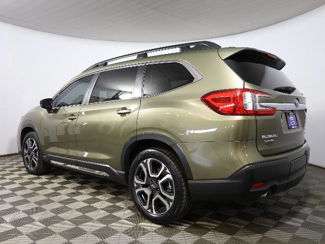 Used 2024 Subaru Ascent Limited image 2