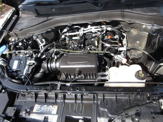 Certified 2023 Ford Explorer XLT RWD image 29