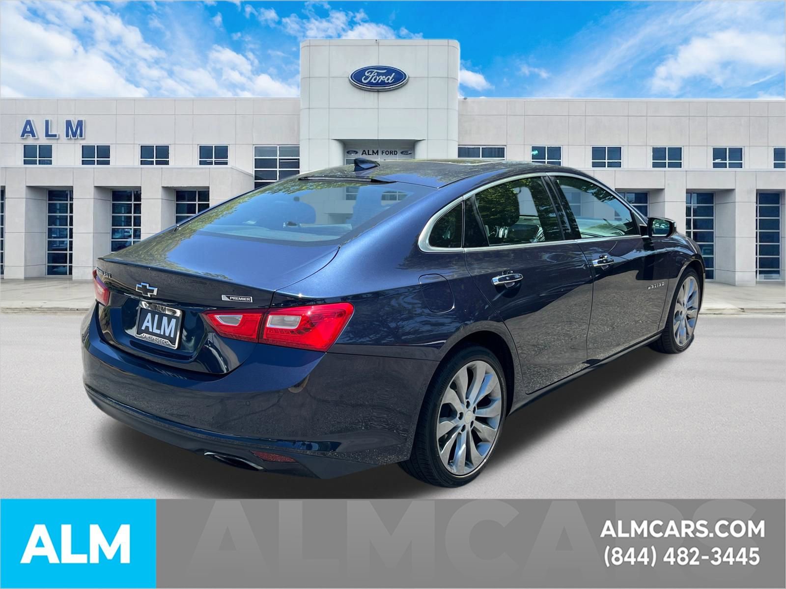 Used 2017 Chevrolet Malibu Premier w/ Premier Sun and Wheel Package FWD image 5