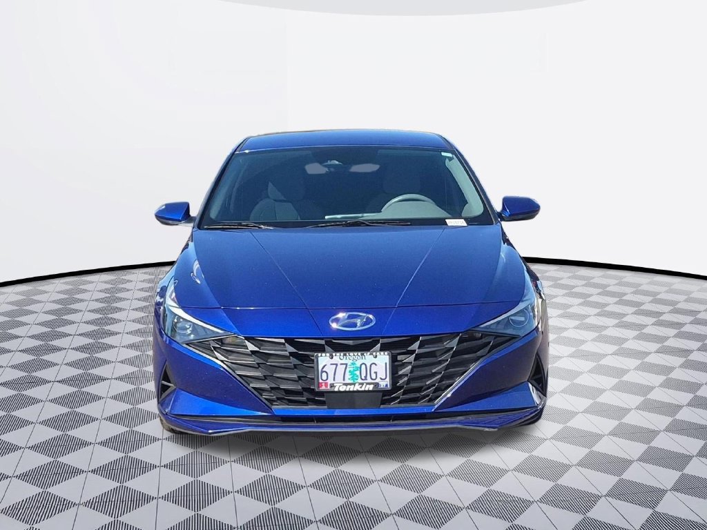 Used 2023 Hyundai Elantra SEL w/ Convenience Package FWD image 9