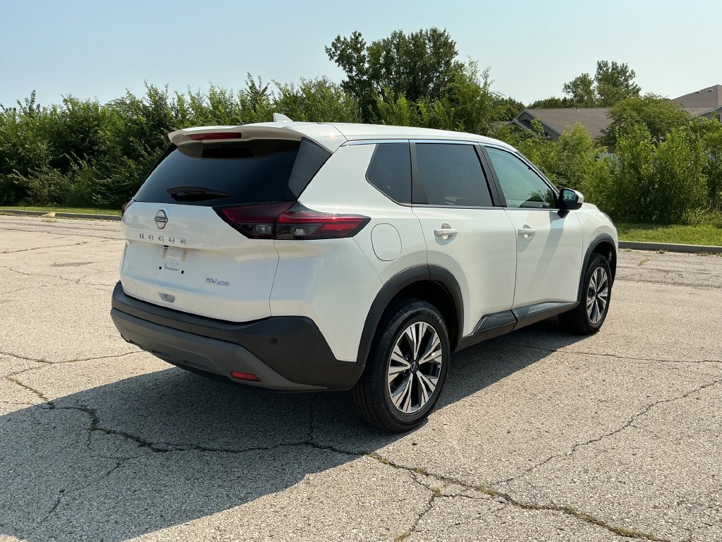 Used 2023 Nissan Rogue SV AWD/4WD image 5