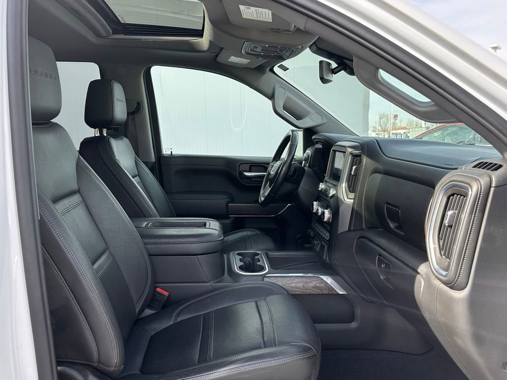 Used 2022 GMC Sierra 1500 Denali w/ Driver Alert Package II AWD/4WD image 22
