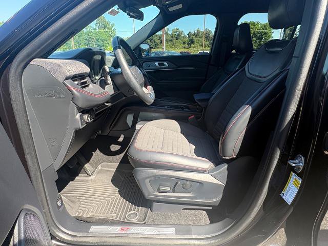 Certified 2025 Ford Explorer ST-Line AWD/4WD image 10
