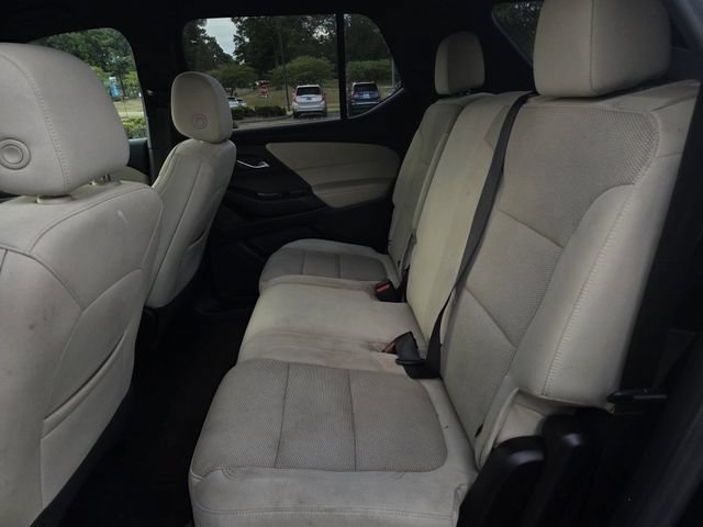 Used 2023 Chevrolet Traverse LS w/ Safety Package FWD image 17