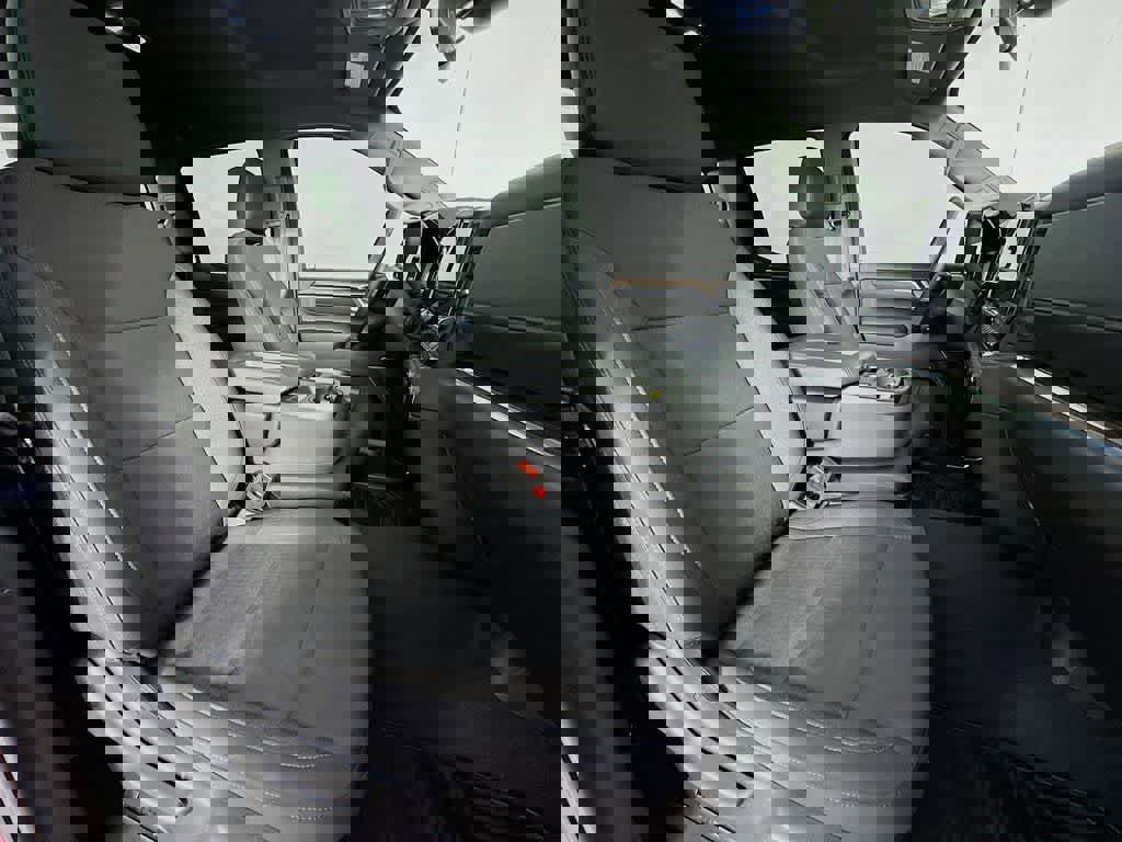 Used 2025 Chevrolet Silverado 1500 LT image 17