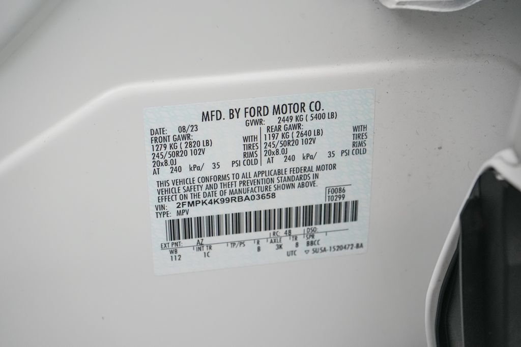 Certified 2024 Ford Edge Titanium w/ Equipment Group 301A AWD/4WD image 26