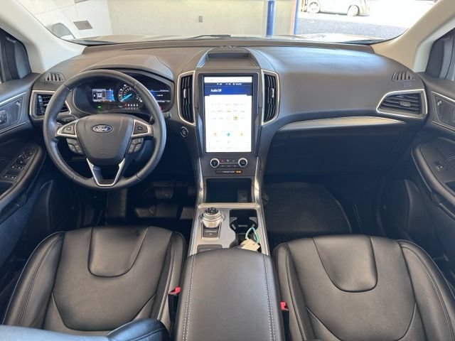 Certified 2022 Ford Edge Titanium AWD/4WD image 13