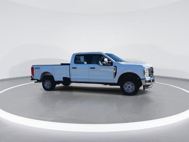 Certified 2024 Ford F250 XL w/ XL Chrome Package AWD/4WD image 4